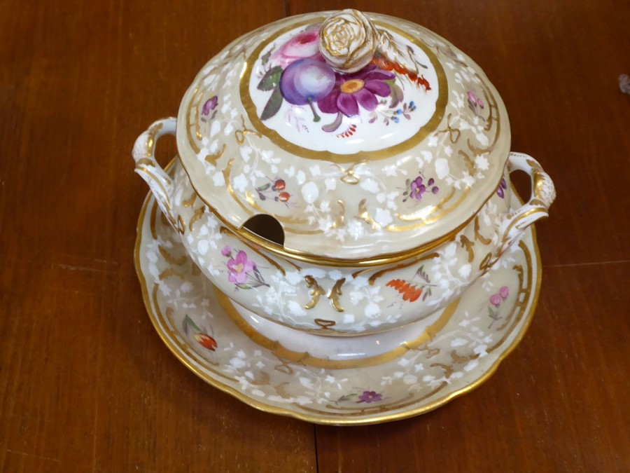 A fine early 19th century Coalport Feltspar porcelain dessert service comprising four square dishes, - Image 32 of 45