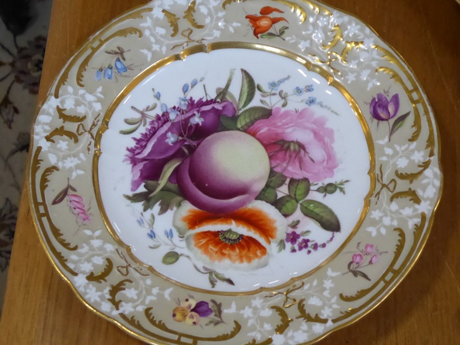 A fine early 19th century Coalport Feltspar porcelain dessert service comprising four square dishes, - Image 10 of 45