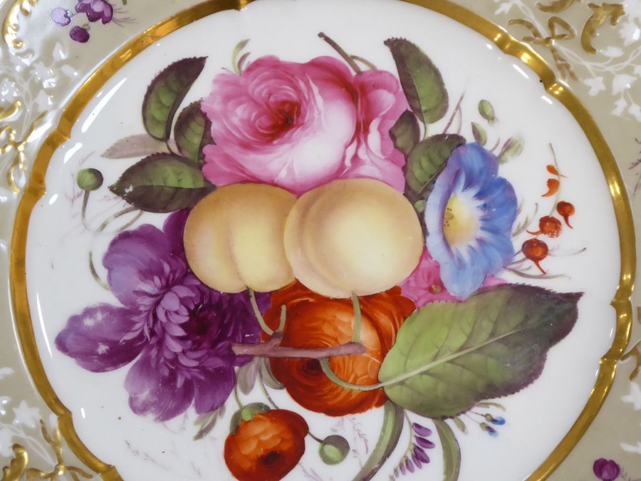 A fine early 19th century Coalport Feltspar porcelain dessert service comprising four square dishes, - Image 39 of 45