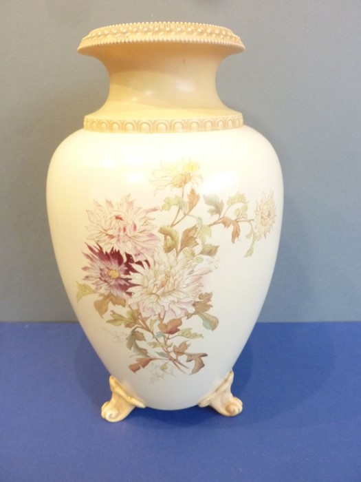 A Carlton Ware blush ivory vase in the Chrysanthemum design