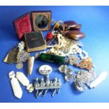 An interesting selection of bijouterie etc. to include some jewellery, 19th century green-glass