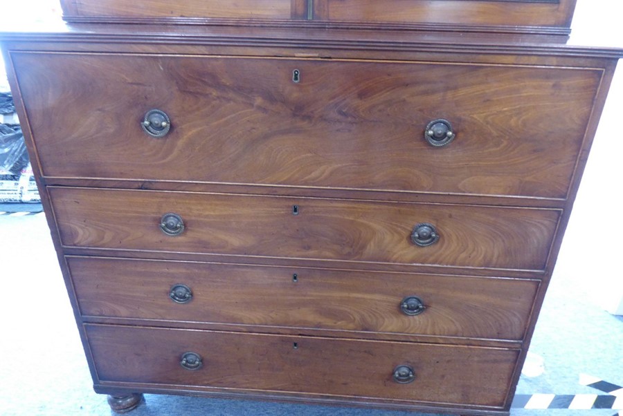 A good early 19th century George III period mahogany secretaire bookcase; outset cornice above two - Image 5 of 5