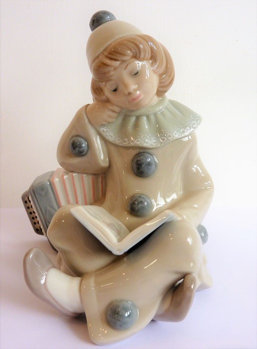 Two Royal Doulton figures: 'Nanny' (HN2221) and 'The Favourite' (NH2249), together with a Lladro - Image 4 of 9