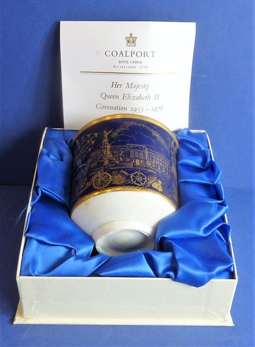 A good selection of ceramics to include boxed Coalport Royal commemorative china mugs and a Foley - Image 3 of 3