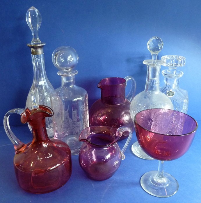 A varied selection of cranberry and clear glass; to include a fine cut-glass mallet-shaped - Image 5 of 5