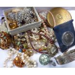 A selection of various costume jewellery and bijouterie etc. to include a pearl necklace with a