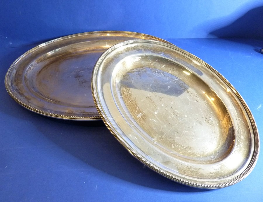 Early 20th century silver plate etc. to include entrée dishes, oval platters, circular dishes - Image 2 of 6