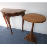 A mid-19th century circular-topped mahogany occasional table on circular base with three shaped legs