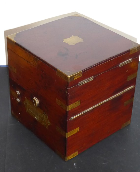 A 19th/early 20th century mahogany-cased and brass-bound marine chronometer 'J.G. FAY & CO. LTD.  90 - Image 15 of 17