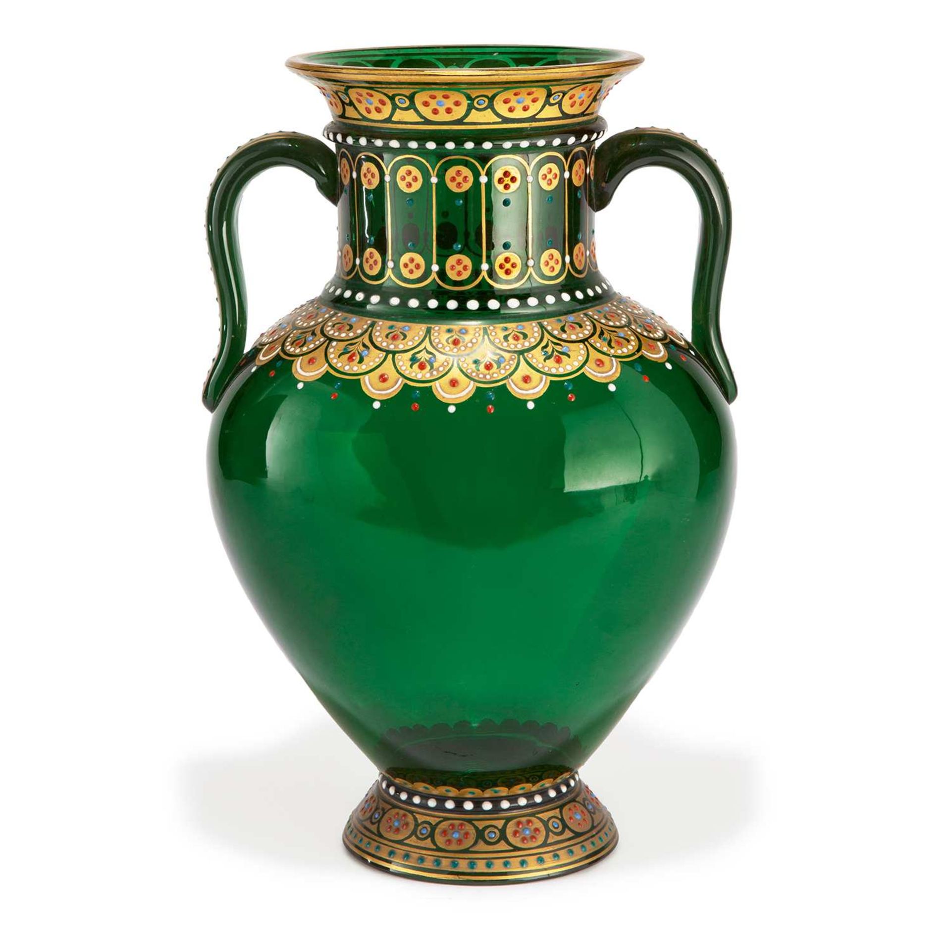 JOSEPH & LUDWIG LOBMEYR (FIN DU XIXE SIÈCLE) GRAND VASE à corps ovoïde, col évasé et anses latérales