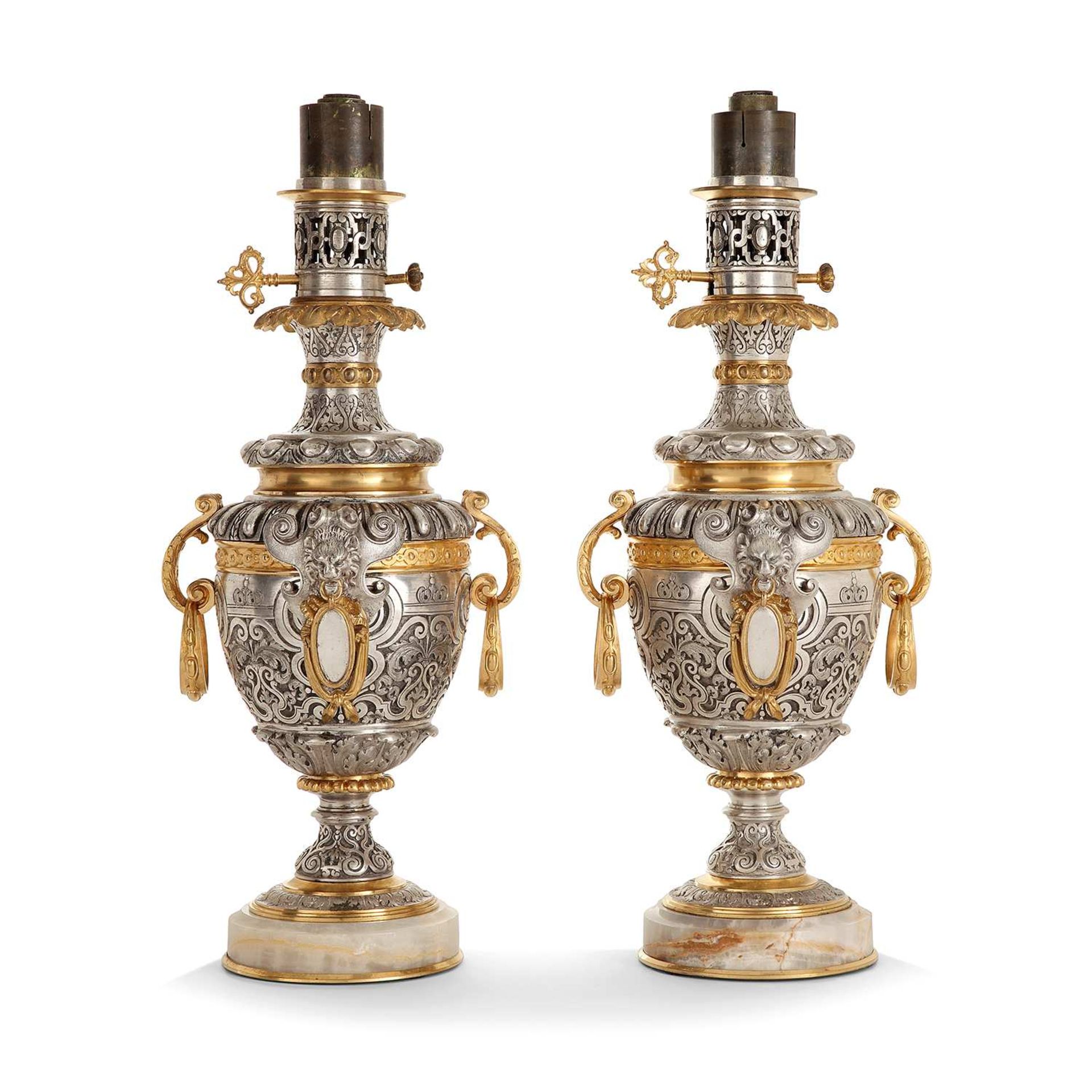 PAIRE DE LAMPES, STYLE NÉO-RENAISSANCE, ÉPOQUE NAPOLÉON III