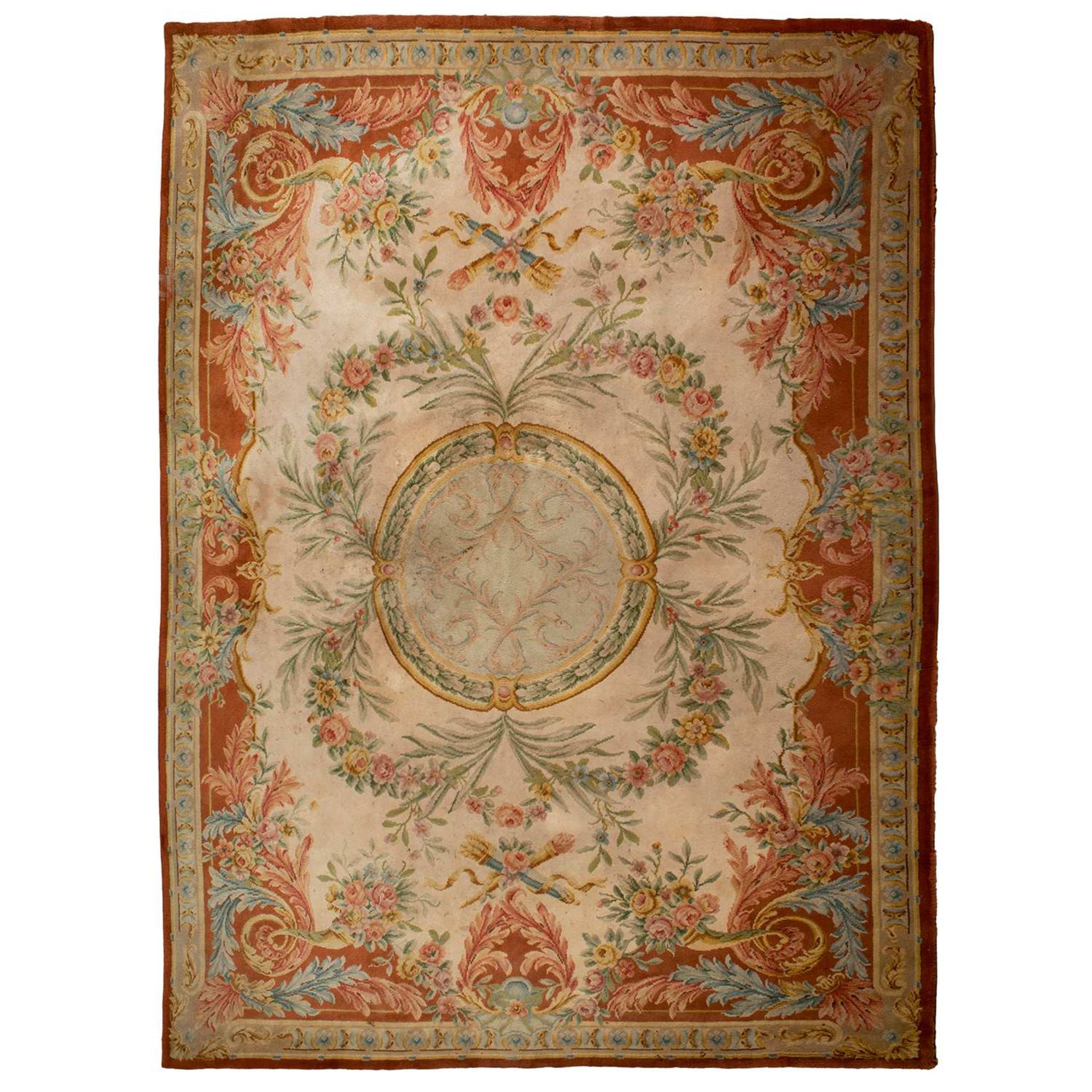 TAPIS AU POINT NOUÉ DIT DE LA SAVONNERIE, AUBUSSON, DEUXIÈME TIERS DU XXe SIÈCLE,