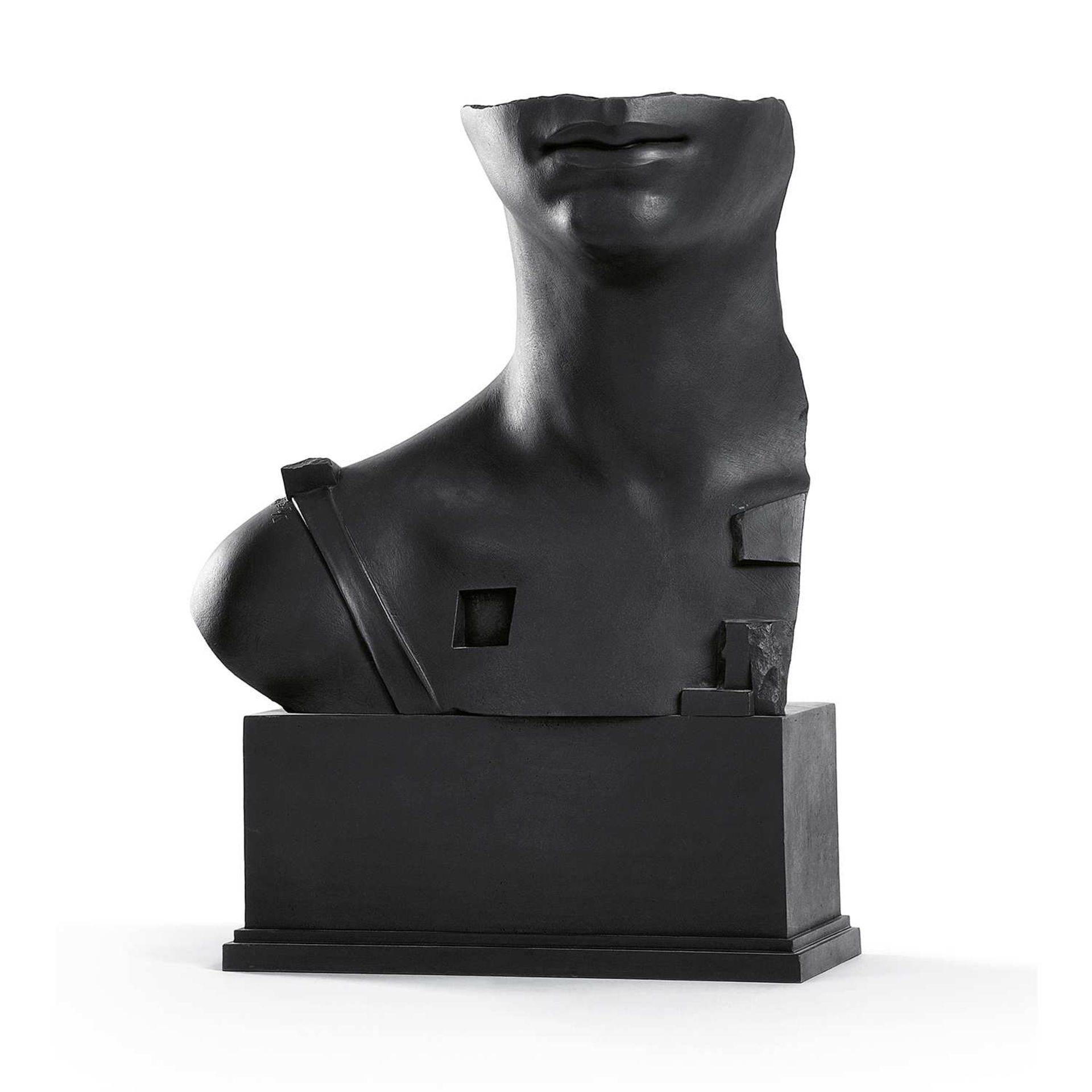 IGOR MITORAJ (1944-2014) STELLA SOLARIS, CIRCA 2000 Bronze à patine noire Signé et numéroté EA III/