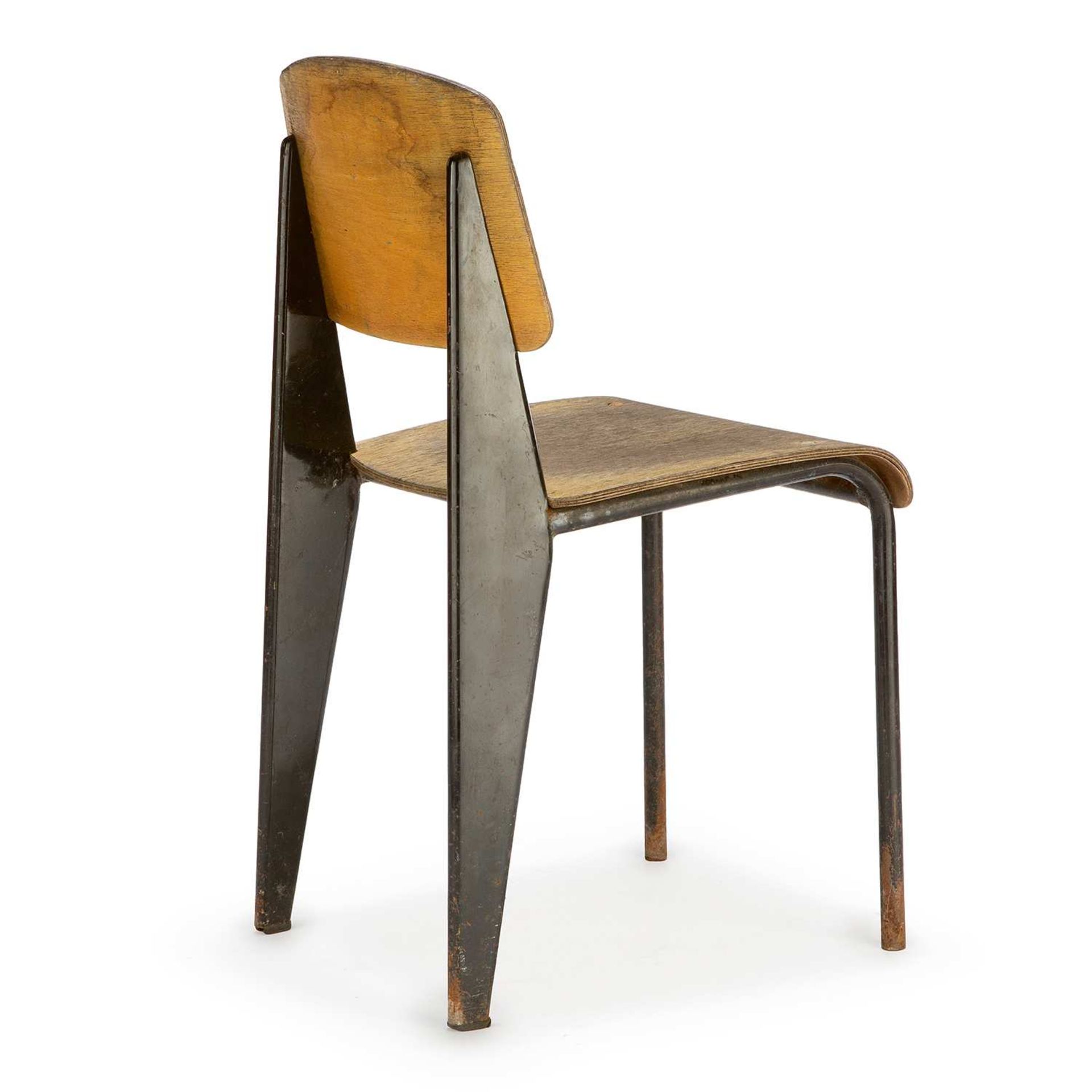 JEAN PROUVÉ (1901-1984) Chaise "Standard, Métropole n° 305", création 1950, piétement profilé en