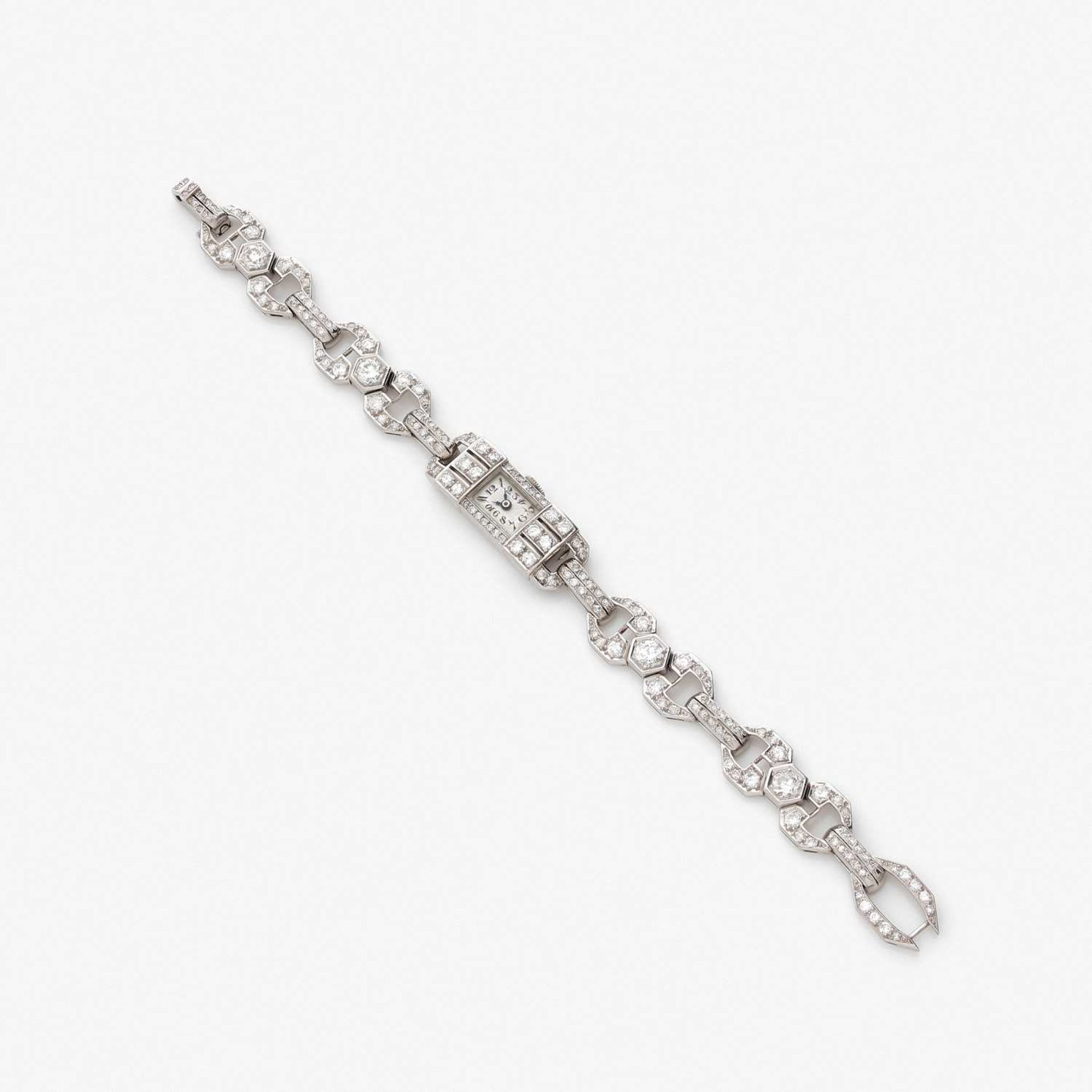 ANONYME ANNEES 30 Petite montre bracelet de dame en gris et diamants d'époque Art Déco. BOÎTIER :