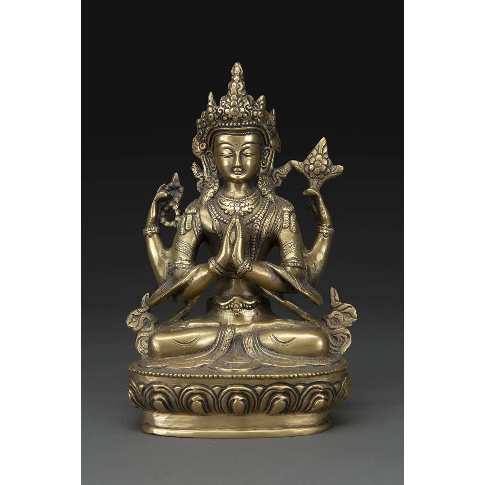 STATUETTE DE CHENREZIG-SADAKSARI AVALOKITESHVARA en bronze à patine médaille, représenté à quatre