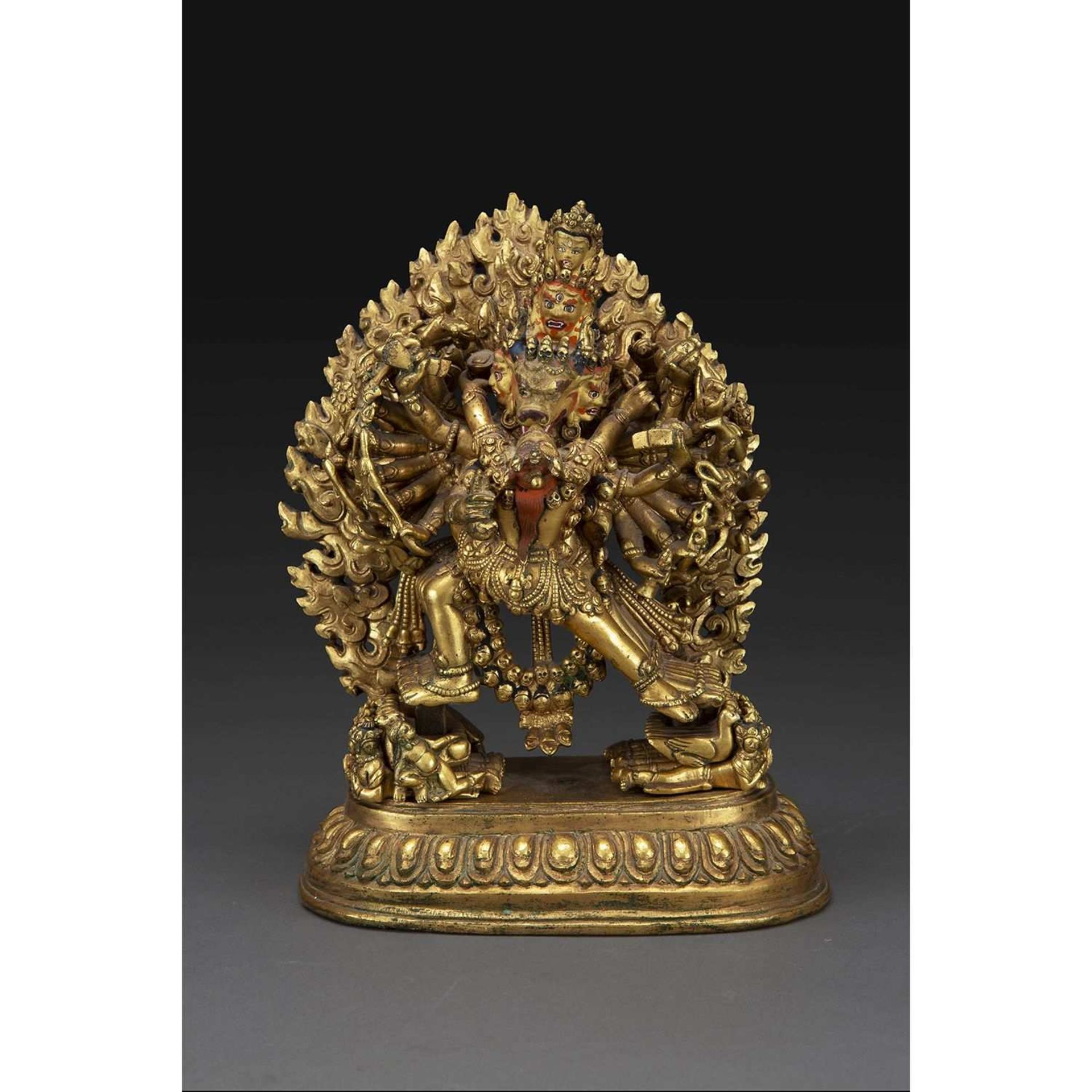 STATUETTE DE YAMANTAKA en bronze doré et rehauts de polychromie, représenté dans sa forme de