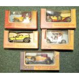 5 boxed matchbox models Y-4, Y-9, Y-10, Y-13 and Y-15 models excellent, boxes fair, Y-10