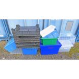 SELECTION OF PLASTIC BOXES IN VARIOUS SIZES