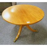 19TH CENTURY MAHOGANY CIRCULAR TOPPED PEDESTAL TABLE