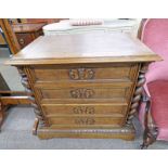 19TH CENTURY OAK CHEST OF 4 DRAWERS WITH BARLEY TWIST COLUMNS 84CM WIDE