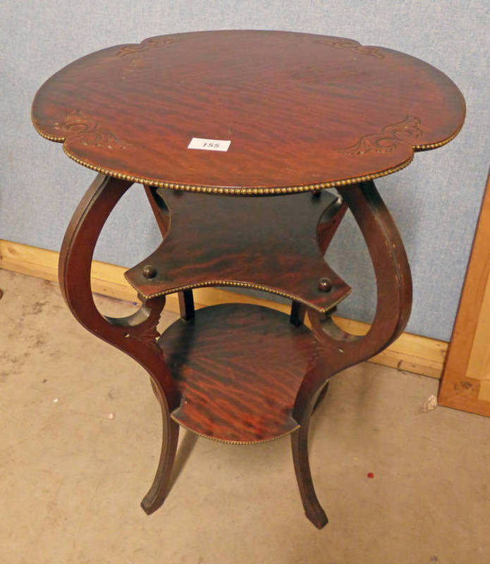 EARLY 20TH CENTURY MAHOGANY TABLE WITH SHAPED TOP & SUPPORTS