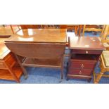 STAG MAHOGANY BEDSIDE CHEST & OAK TROLLEY