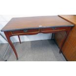 MAHOGANY TOPPED WRITING TABLE WITH 2 DRAWERS AND SHAPED SUPPORTS