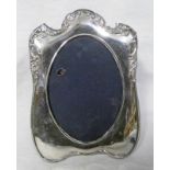 MODERN SILVER PHOTO FRAME - 19.