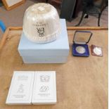 SELECTION OF ROYAL COMMEMORATIVE ITEMS: TWO BOXED ROYAL WEDDING CAKE SLICES - 1981 PRINCE CHARLES &