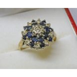 GOLD DIAMOND & SAPPHIRE CLUSTER RING WEIGHT 3.