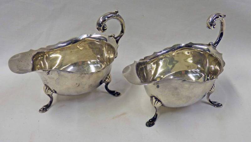 PAIR OF SILVER SAUCE BOATS,