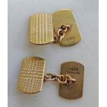PAIR OF 9CT GOLD CUFF LINKS 7.