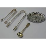 OVAL SILVER PIN DISH, BIRMINGHAM 1901, PAIR OF SILVER TONGS,