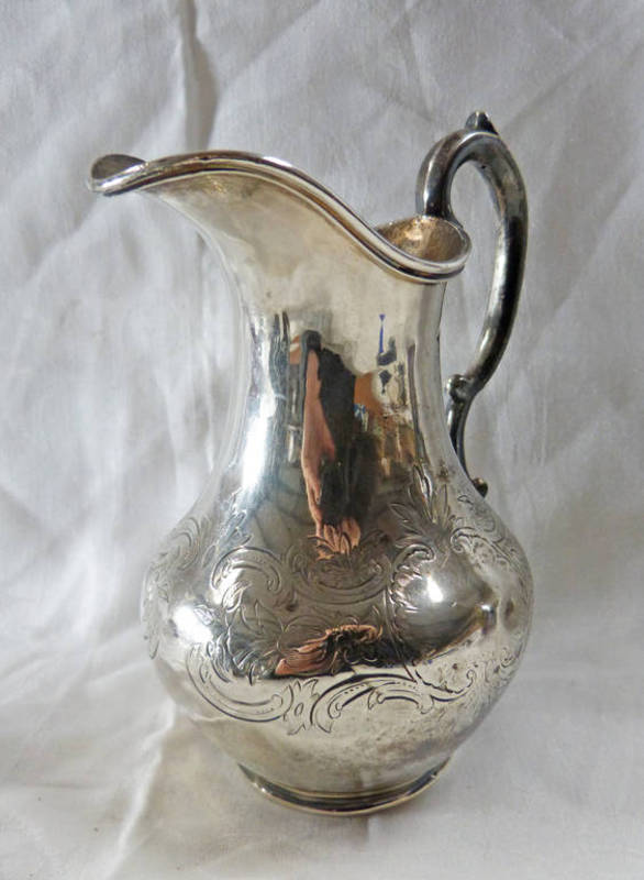 SILVER JUG WITH ENGRAVED DECORATION LONDON 1857