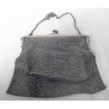 SILVER MESH PURSE , LONDON 1917. TOTAL WEIGHT 6.