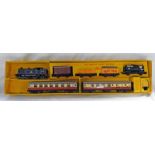 HORNBY DUBLO EDG17 0-6-2 TANK GOODS TRAIN. ELECTRIC TRAIN SET.