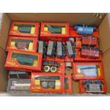 SELECTION OF TRIANG/HORNBY 00 GAUGE ROLLING STOCK.