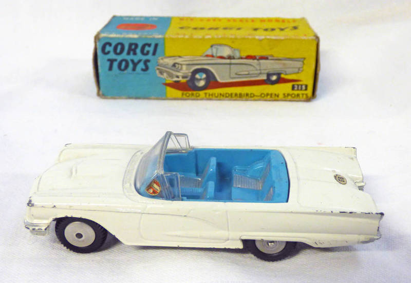 CORGI TOYS 215 - FORD THUNDERBIRD - OPEN SPORTS.