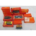 SELECTION OF HORNBY & TRIANG 00 GAUGE ROLLING STOCK