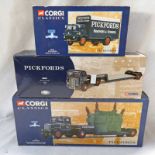 3 CORGI CLASSIC MODEL VEHICLES RELATING TO PICKFORDS INCLUDING 16704 - SCAMMELL HIGHWAYMAN LOW