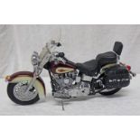 FRANKLIN MINT 1:10 SCALE HARLEY-DAVIDSON HERITAGE SOFTAIL CLASSIC