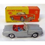 DINKY TOYS 114 - TRIUMPH SPITFIRE .