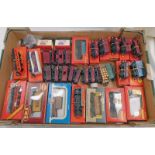 SELECTION OF 00 GAUGE ROLLING STOCK FROM HORNBY, WRENN, AIRFIX,
