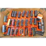 SELECTION OF HORNBY 00 GAUGE ROLLING STOCK.