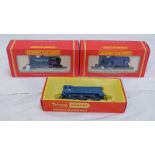 TWO HORNBY 00 GAUGE LOCOMOTIVES INCLUDING R2058 - BR 0-4-0 INDUSTRIAL LOCOMOTIVE TOGETHER WITH R782