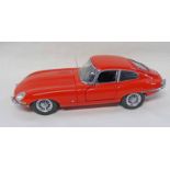 FRANKLIN MINT 1:24 SCALE 1961 JAGUAR E-TYPE COUPE