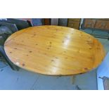 PINE OVAL TOPPED TABLE .