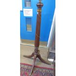 MAHOGANY STANDARD LAMP WITH REEDED COLUMN & SPREADING SUPPORT
