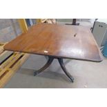 19TH CENTURY MAHOGANY SQUARE TOPPED BREAKFAST TABLE 112 CM WIDE Condition Report: